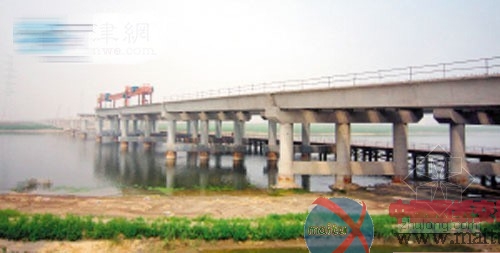 津汉高速跨蓟运河特年夜桥下部落成 估计玄月底合龙