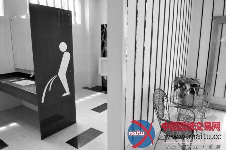 厦门豪华“别墅公厕”引来网络热议(组图)