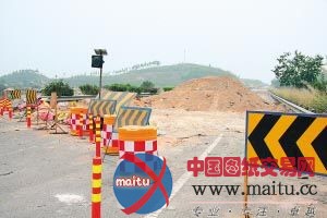 海南:西线高速“挖而不修”为哪般