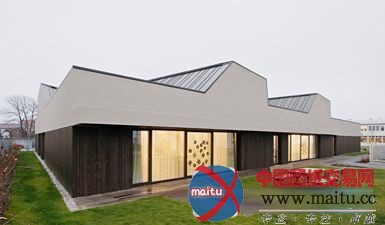 AllesWirdGut设计的奥地利KIT幼儿园开张