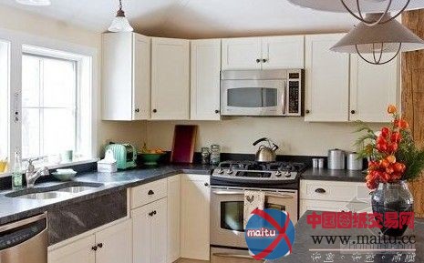 外国夫妇打造的创意田园之家