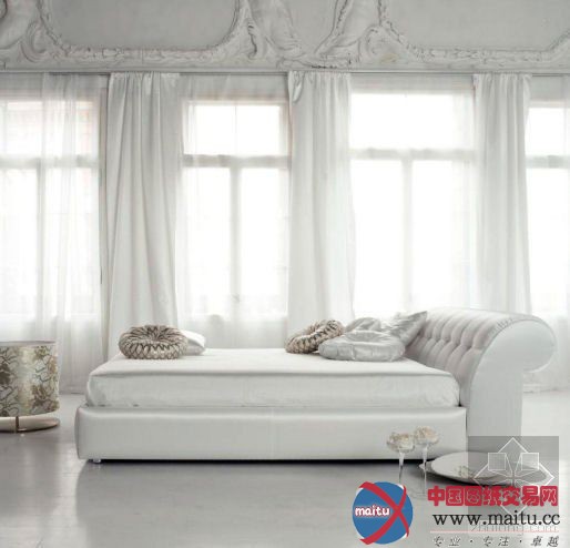 奢华的卧室 极具宫廷堂皇气息