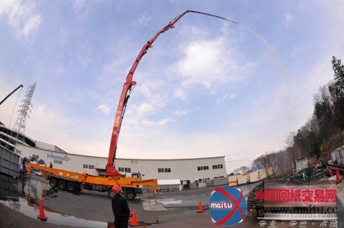 中国捐赠泵车抵福岛核电站 即将注水作业