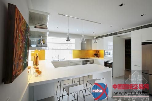 香港罕见大户型 半山区富豪高层公寓