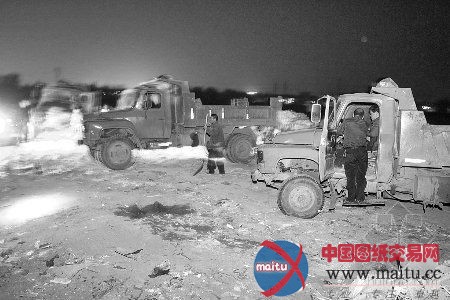 郑州一规划区变超级垃圾场 清理将耗资2亿元