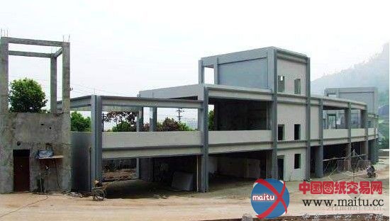 万州今朝旧车交易市场交易大厅主体工程竣工