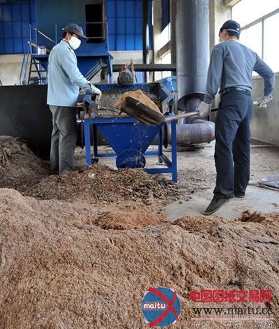 天门试点生物质燃气工程服务新农村建设