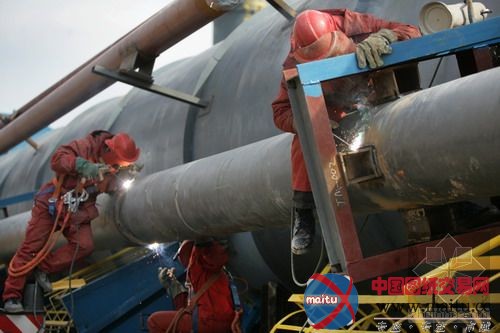 大庆石化年120万吨乙烯改扩建工程建设掠影