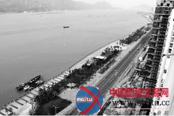 沿江滨水带状公园已现风景长卷