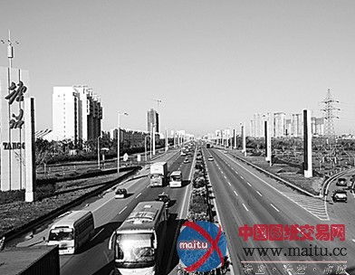 天津滨海新区:景观廊道添新绿