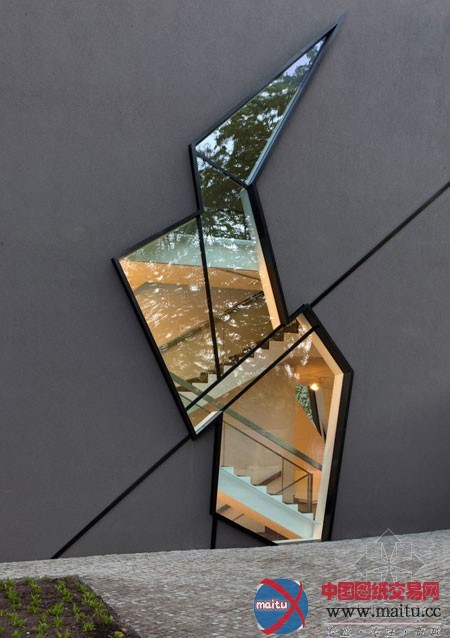 利贝斯金德的德国菲利克斯•努斯鲍姆博物馆扩建工程开放