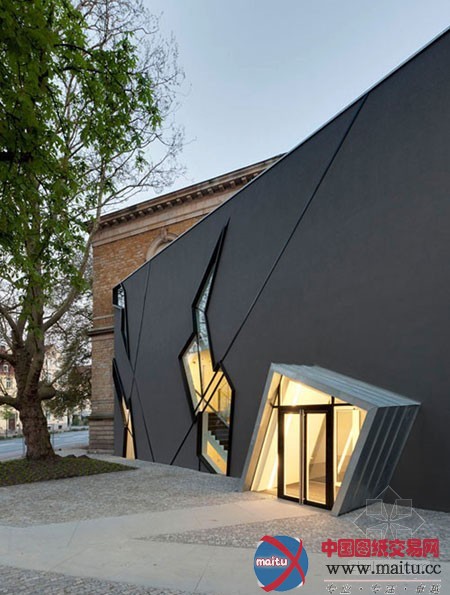 利贝斯金德的德国菲利克斯•努斯鲍姆博物馆扩建工程开放