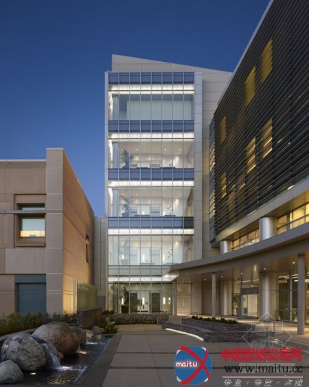 RTKL设计加州圣地亚哥心血管医疗中心