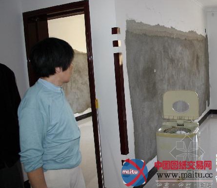 包头“墙脆脆”事件续:相关负责人被免职和处分