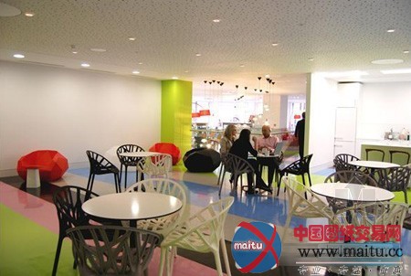 Burrell事务所为市场调研公司Mintel设计总部内饰