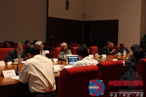 建筑师参观国博 四院士联袂出席