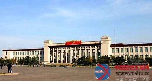 建筑师参观国博 四院士联袂出席