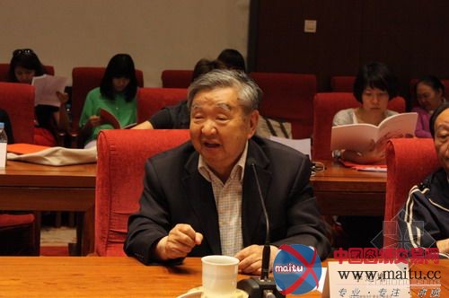 建筑师参观国博 四院士联袂出席