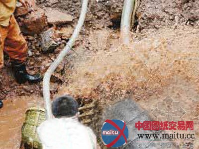 重庆:唯一取水管突爆 沙区上万人停水一天