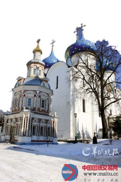 俄罗斯最美丽的教堂——圣三一教堂建筑群