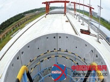 南昌地铁隧道“大瓦片”拼成”骨架“