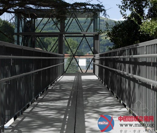 VAUMM设计城市电梯