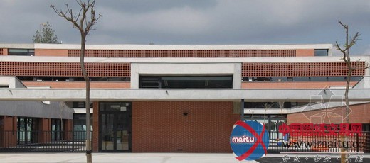 Fernandez Sole Rmonrabal设计的小学