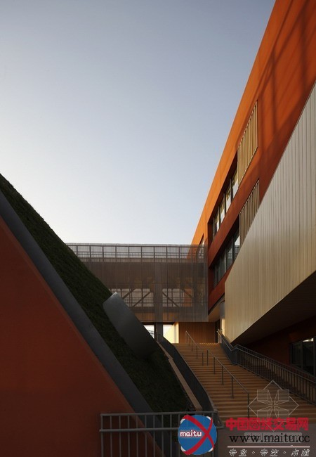 董功尤仑斯演讲——手工建筑