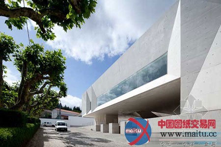 Barbosa & Guimaraes设计葡萄牙戈韦亚法院