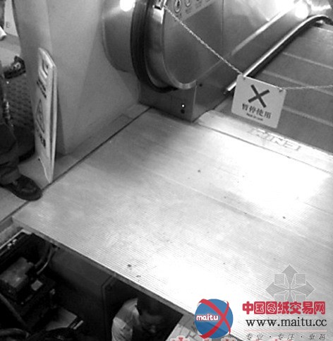 昨深圳地铁4号线发生扶梯逆行多人受伤