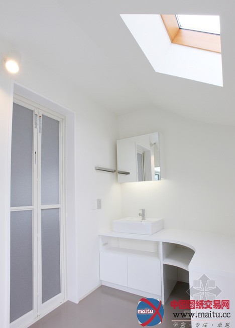 日本中目黑住宅 滑梯连接三层楼