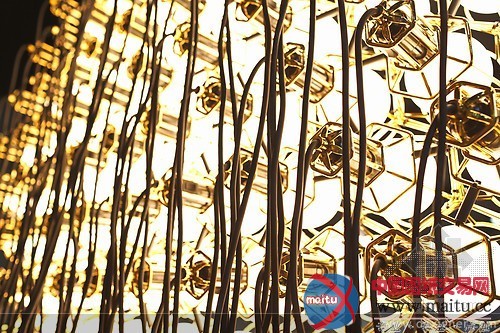 FUWL设计的Work Lamps LJ