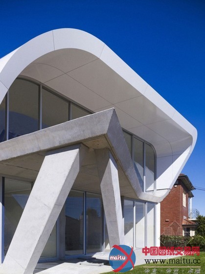 Tony Owen设计的流体住宅