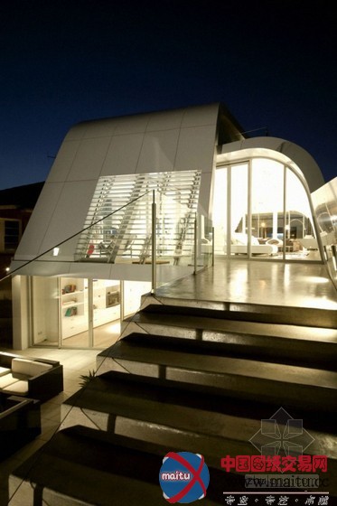 Tony Owen设计的流体住宅