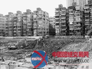 广州建筑工地“地陷”