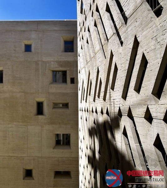 109 architectes设计的贝鲁特USJ校园建成