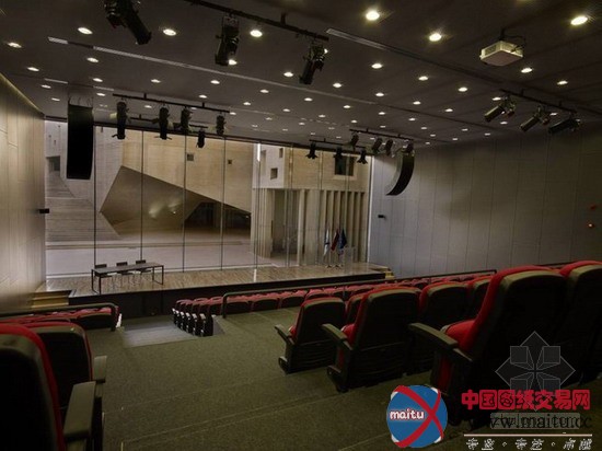 109 architectes设计的贝鲁特USJ校园建成