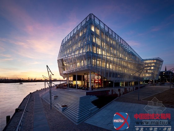 Behnisch设计的联合利华汉堡港口新城总部