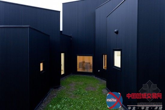 Maison Martin MargielaΪ�õ�ƻ�����װ��