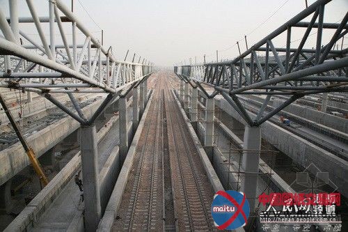 亚洲最大钢结构雨棚——郑州东站站场雨棚主体完工