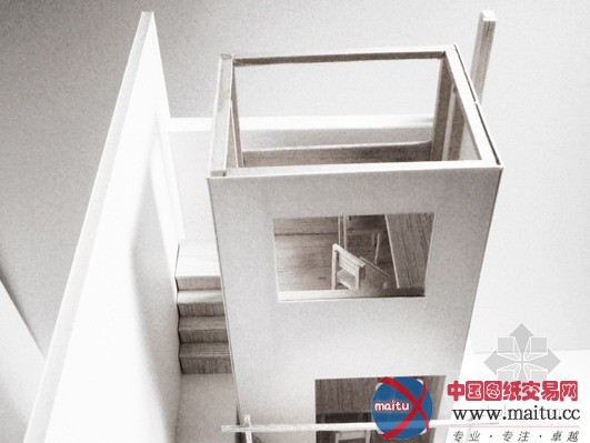 巴黎理想堤岸工作室