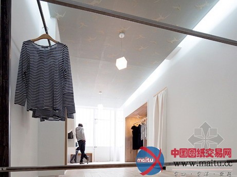 巴黎理想堤岸工作室