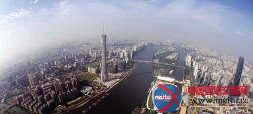 投资百亿料成新楼王 “华南第1高”东塔地面施工