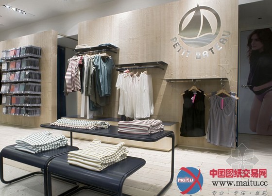 Petit Bateau 巴黎零售店