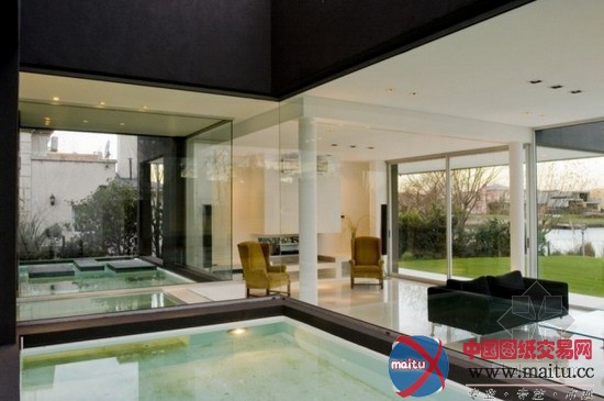 阿根廷黑色现代别墅设计