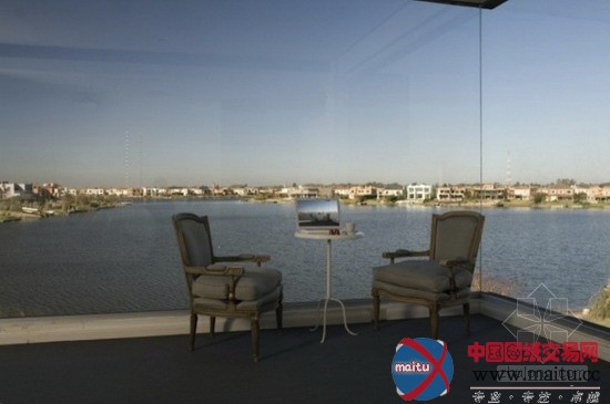 阿根廷黑色现代别墅设计