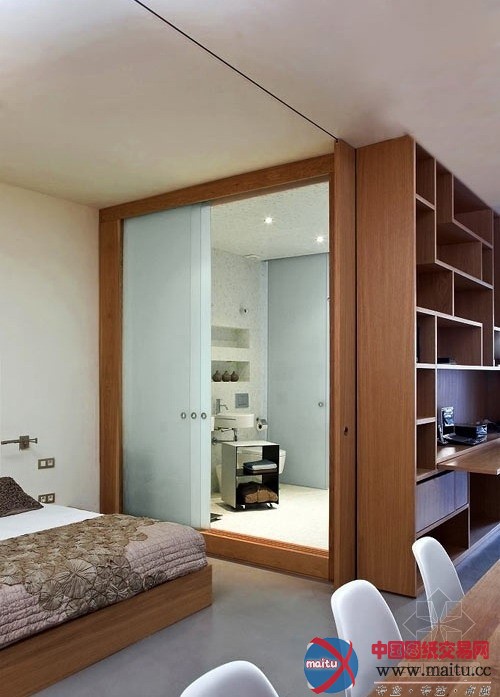 YLAB设计巴塞罗那原木色公寓