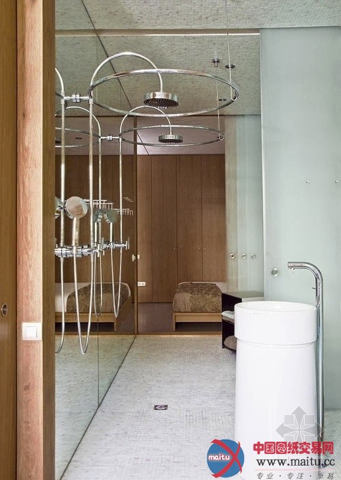 YLAB设计巴塞罗那原木色公寓