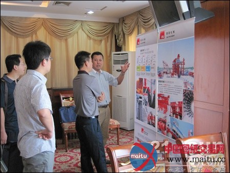 德基机械参与道路养护与沥青技术交流会