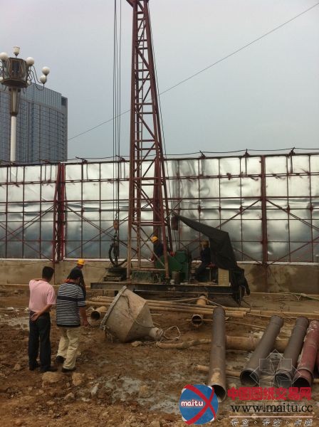 淮安茂业时代广场未经规划许可擅自施工